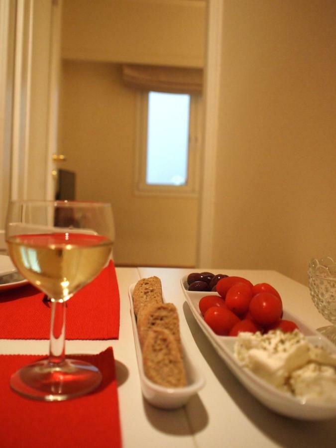 Cosy Flat Posh Quartier Kolonaki Lägenhet Aten Exteriör bild