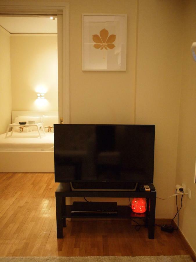 Cosy Flat Posh Quartier Kolonaki Lägenhet Aten Exteriör bild