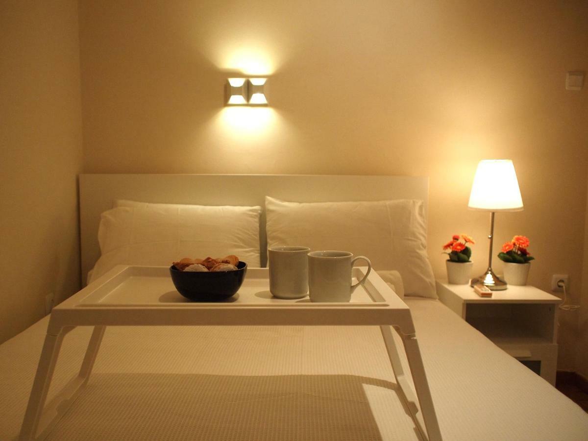 Cosy Flat Posh Quartier Kolonaki Lägenhet Aten Exteriör bild